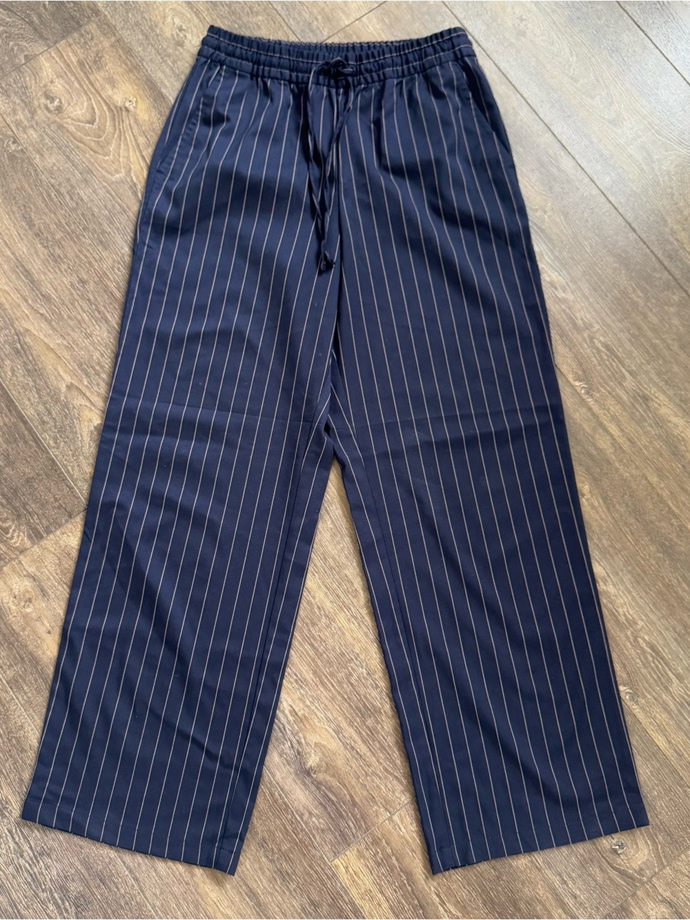 GAP Navy Blue Pinstripe Pull-On Wide Leg Pants Elastic Waist Drawstring Size S - Picture 2 of 7